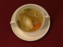 Rindssuppe mit Grießnockerl (Elke Winkens) - Rezept