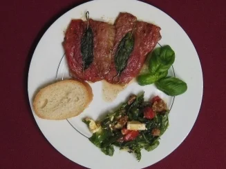 Rezept: Saltimbocca mit Feigensalat Saltimbocca mit Feigensalat - Rezept