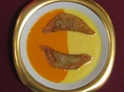 Suppe von zweierlei Paprika mit Elch-Wan-Tan - Rezept