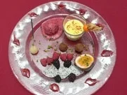 Beerensorbet an Zabaione - Rezept