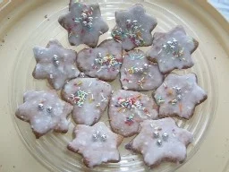 Rezept: Weihnachtsplätzchen: Schoko-Orangen-Plätzchen Bild Nr. 3 Weihnachtsplätzchen: Schoko-Orangen-Plätzchen - Rezept - Bild Nr. 3