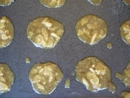 Rezept: Snack: Knusper-Plätzchen Bild Nr. 2 Snack: Knusper-Plätzchen - Rezept - Bild Nr. 2