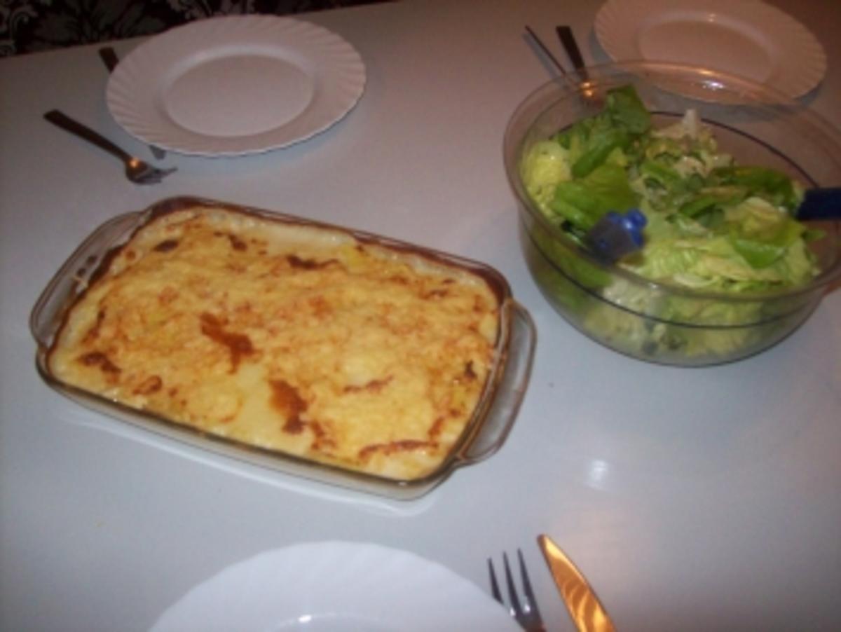 Kartoffelgratin und Salat - Rezept