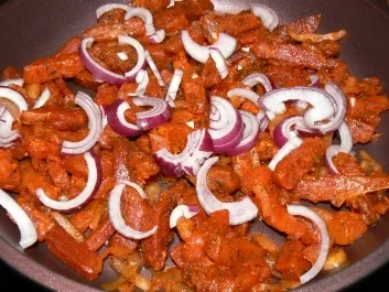Gyros-Schweinegeschnetzeltes nach Kräuterhexen-Art - Rezept