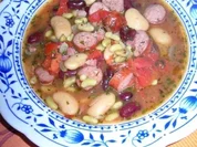 Dreierlei Bohnen-Topf mit Mettwurst - Rezept