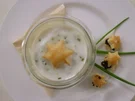Rezept: Kaviar auf Blätterteigsternen in Kartoffelsuppe Kaviar auf Blätterteigsternen in Kartoffelsuppe - Rezept