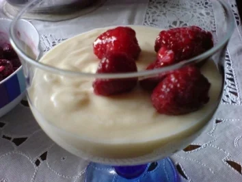 Vanille-Sahne-Creme - Rezept