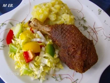 Backhendl - Haxerln mit Salatbeilage - Rezept