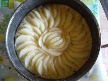 Rezept: Torten: Mars-Birnen-Torte Bild Nr. 4 Torten: Mars-Birnen-Torte - Rezept - Bild Nr. 4