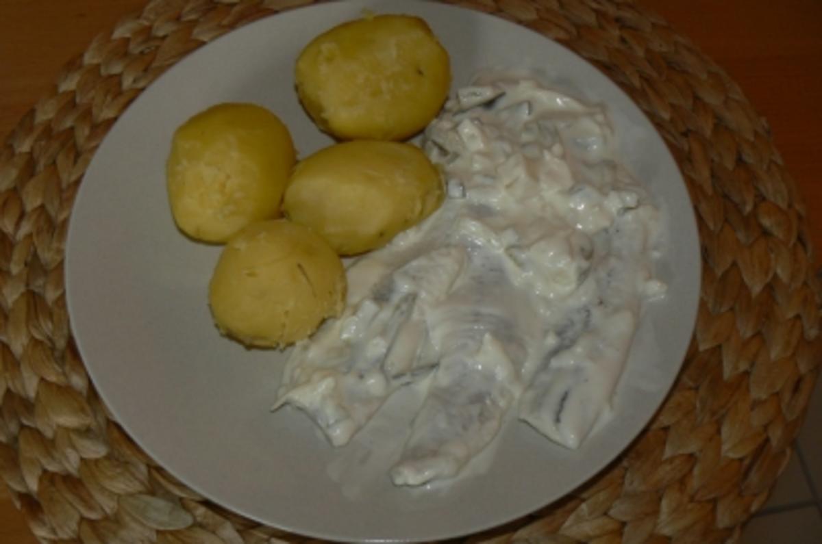 Sahnehering mit Pellkartoffel - Rezept