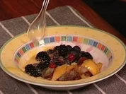 Gelber und Roter Obstsalat mit Eis (Mathieu Carrière) - Rezept