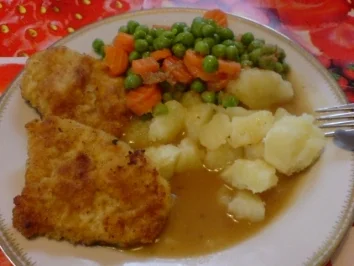 Schnitzel mit Mischgemüse und Salzkartoffeln - Rezept