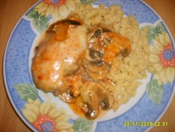 Hähnchenbrust mit Champignons im Römertopf - Rezept