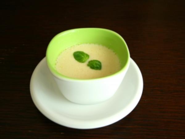 Thailändische Tom Ka Gai Suppe - einfach - 49 kcal/100g