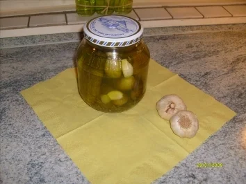 Einfache Knoblauchgurken - Rezept