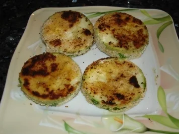 Rezept: Panierte Zuchinischeiben Panierte Zuchinischeiben - Rezept