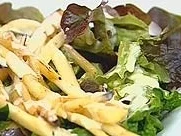 Rezept: Spinatsalat mit Ziegenkäse Spinatsalat mit Ziegenkäse - Rezept