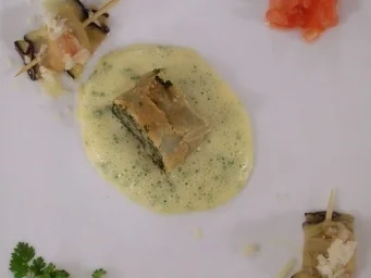 Spinatstrudel u. Auberginen- röllchen mit Mozzarella an - Rezept