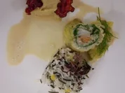 Wirsingroulade mit Lachs und Kabeljau auf Wildreis an Wirsingpüree - Rezept