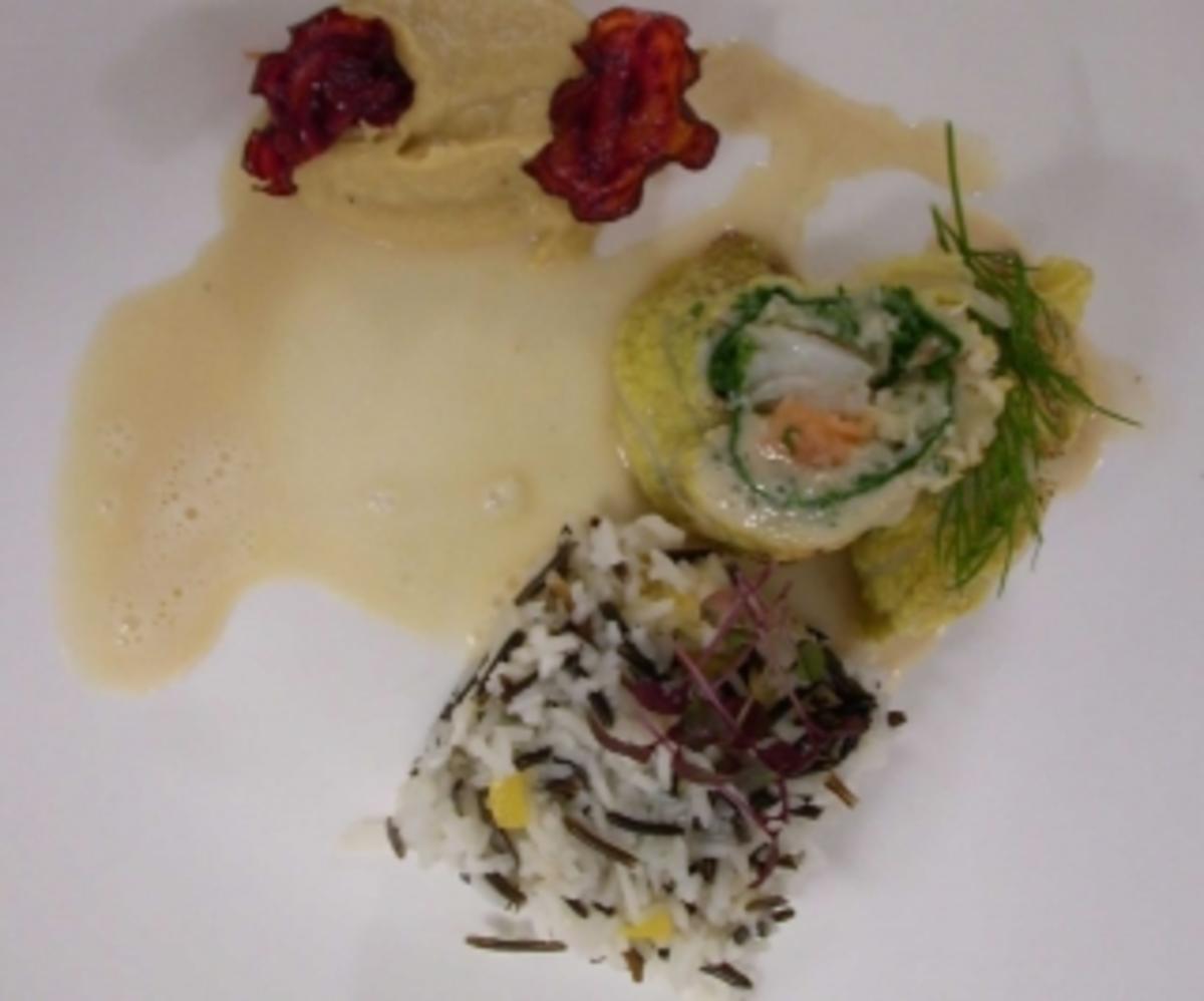 Bilder für Wirsingroulade mit Lachs und Kabeljau auf Wildreis an Wirsingpüree - Rezept