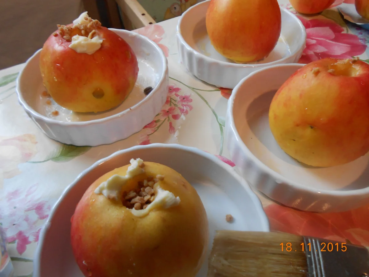 Rezept: BratApfel Bild Nr. 4018 BratApfel - Rezept - Bild Nr. 4018