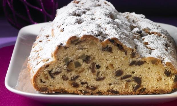 Weihnachtsstollen Backen - Rezept mit Bild - kochbar.de