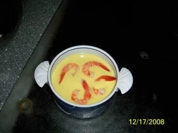 Rezept: Kartoffelsuppe mit Curry& Garnelen Kartoffelsuppe mit Curry& Garnelen - Rezept