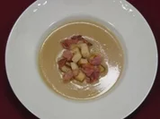Kastaniensuppe mit Speck - Rezept