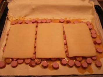 Würstchen im Blätterteig - Rezept