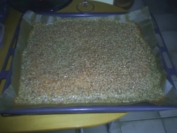 Gebäck - Sahneblechkuchen mit Haselnussguss - Rezept