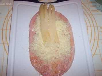 Rezept: Schinken-Spargel-Rollen aus dem Ofen Schinken-Spargel-Rollen aus dem Ofen - Rezept