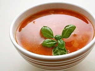 Kalte Gemüsesuppe ( Gazpacho) - Rezept