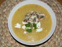 Kartoffelsuppe mit gebratenen Champignons und Fetakäse - Rezept