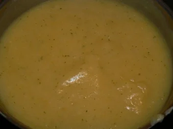 Kartoffelsuppe mit gebratenen Champignons und Fetakäse - Rezept