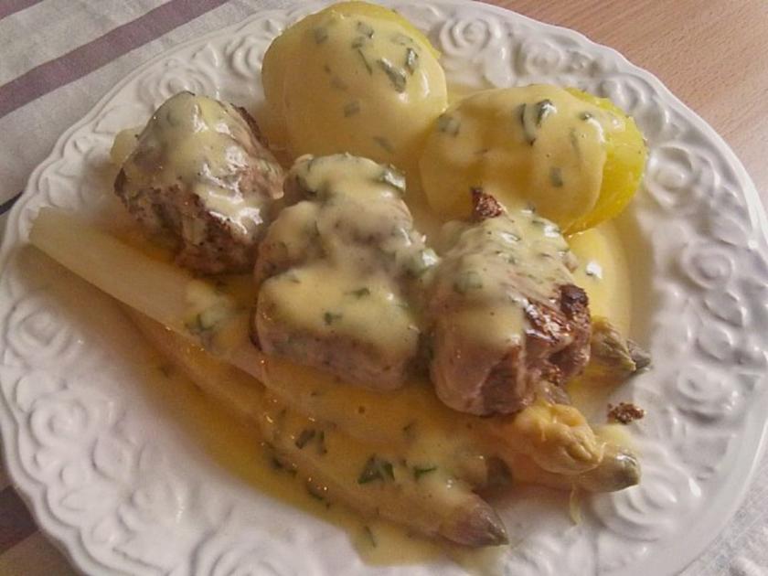 Schweinefilet mit Spargel und Kartoffeln - einfach - 106 kcal/100g