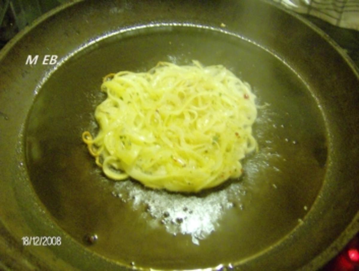 Kartoffelspaghetti aus der Pfanne (Spiralschneider-Rezept) - Rezept - Bild Nr. 3