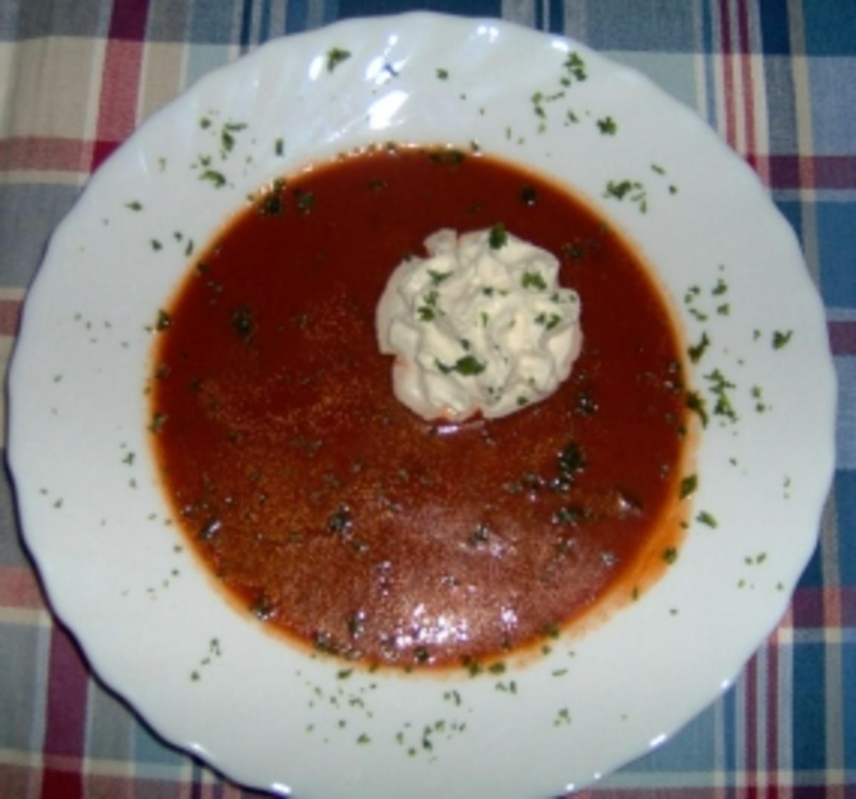 Tomatensuppe mit Feta - Rezept