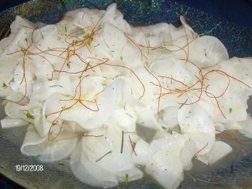 Rezept: Rettichlocken angemacht Rettichlocken angemacht - Rezept