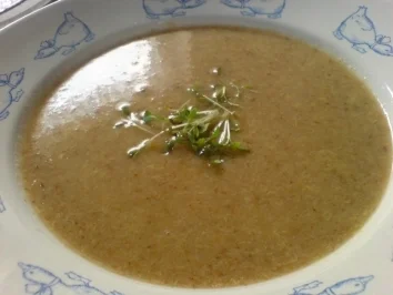 Rezept: Käsesuppe mit Weißbrot Bild Nr. 2 Käsesuppe mit Weißbrot - Rezept - Bild Nr. 2