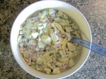Mutti `s Kartoffelsalat - Rezept