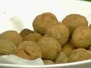 Gefüllte Riesenoliven mit Gulasch - Rezept