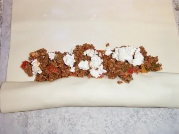 Rezept: Hackfleischstrudel Hackfleischstrudel - Rezept