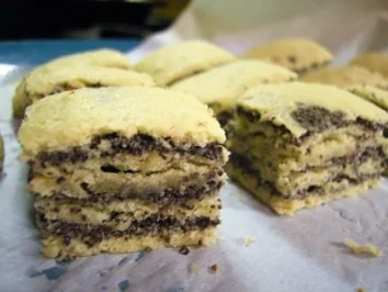 Plätzchen: Mohn-Strudel-Mürbchen - Rezept