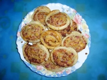 Party: Blätterteigschnecken zum 10. Mal - Rezept - Bild Nr. 2