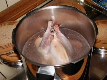 Hühnersuppe - Rezept