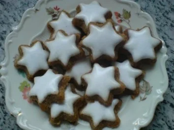 Rezept: Zimtsterne mit Schokolade Bild Nr. 4 Zimtsterne mit Schokolade - Rezept - Bild Nr. 4