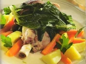 Lammhaxe auf Gemüse - Rezept