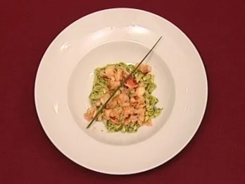 3 X L – Lobster Linguini und Limonenpesto (Moritz Lindbergh) - Rezept