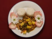 Hähnchenpfanne in Kokos mit Mango (Claudine Wilde) - Rezept