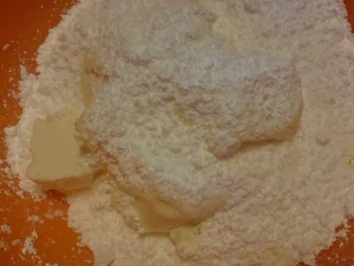 Rezept: Winterliche Erdbeertorte Bild Nr. 5 Winterliche Erdbeertorte - Rezept - Bild Nr. 5